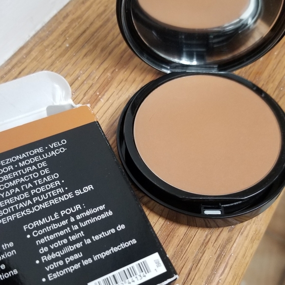 Bare Minerals bareskin perfecting veil - Picture 1 of 8
